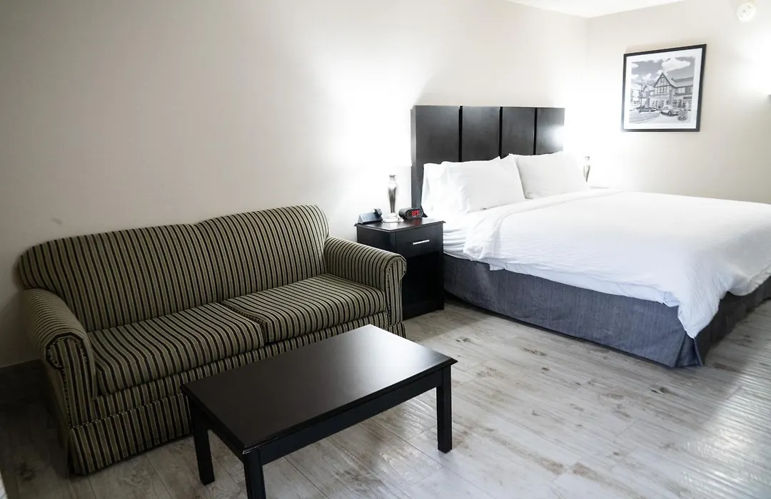Lucille'S Hotel, Restaurant, & Bar-1